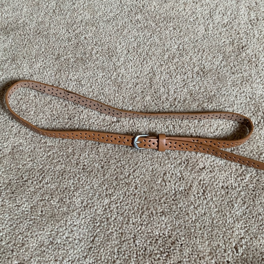 .5in. Tan belt
